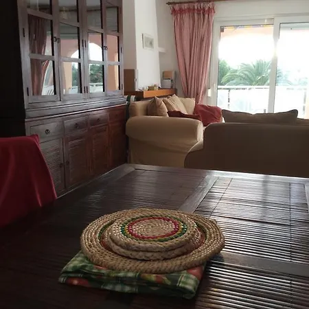 Kristal Mar Apartment